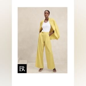 Banana Republic Linen Blend Suit